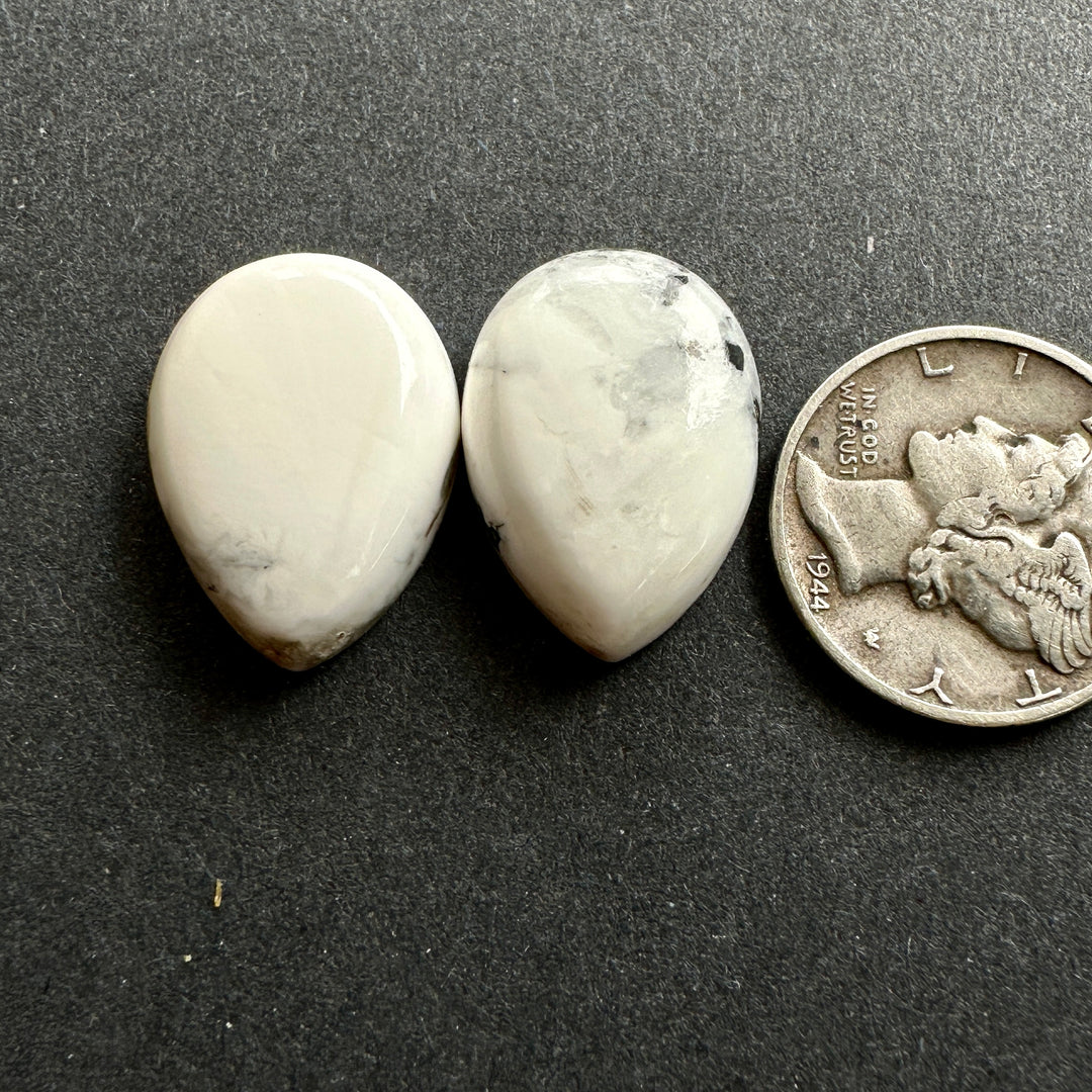 Natural White Buffalo 19 Carats