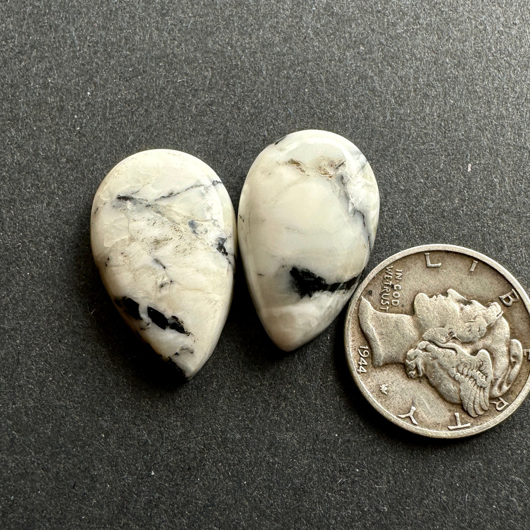Natural White Buffalo 22 Carats